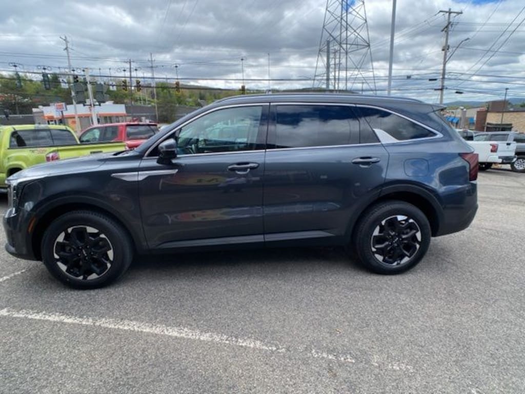Used 2024 Kia