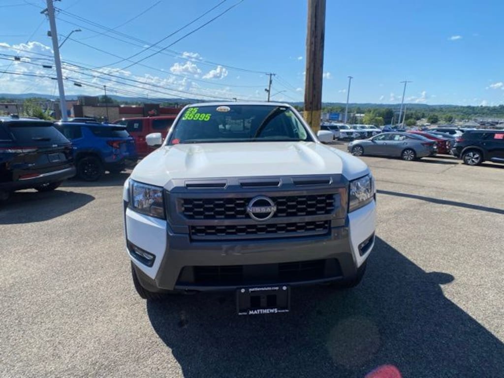 Used 2025 Nissan Frontier SV Truck