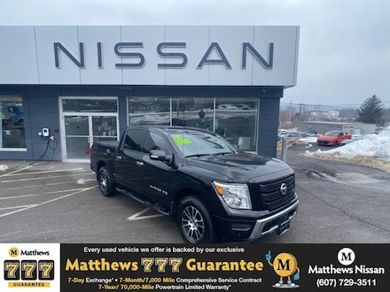2020 Nissan Titan SV Truck Crew Cab