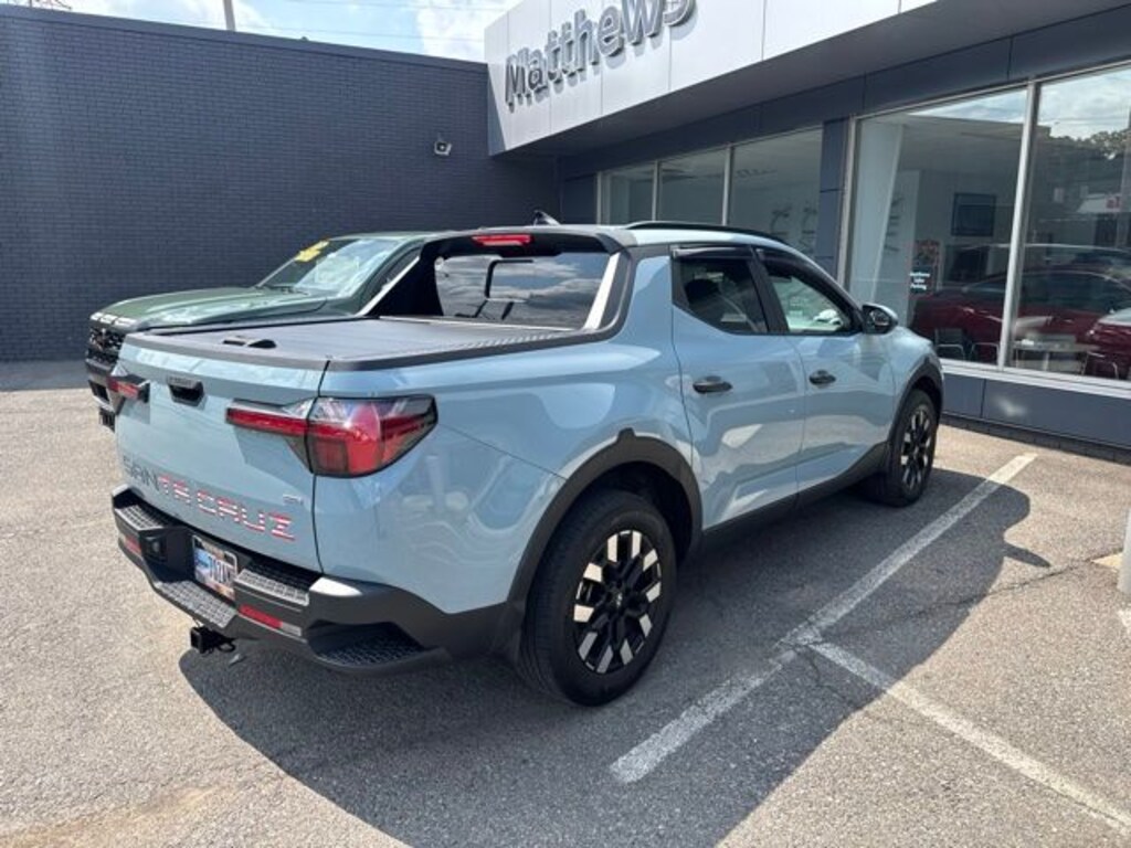 Used 2025 Hyundai Santa Cruz SEL Truck