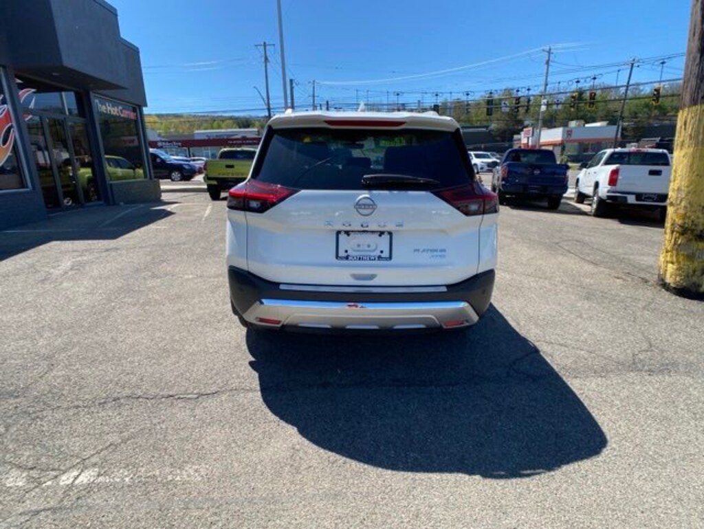 Used 2023 Nissan Rogue Platinum SUV