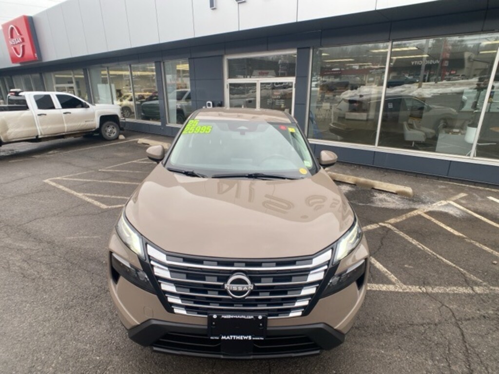 Certified 2025 Nissan Rogue SV SUV