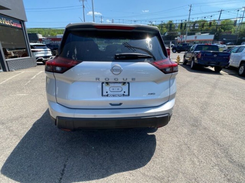 Certified 2025 Nissan Rogue SV SUV