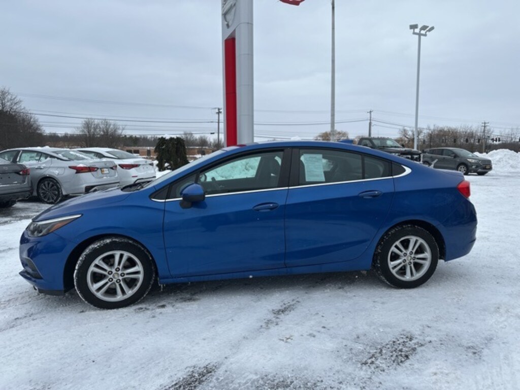 Used 2016 Chevrolet Cruze LT Auto Sedan