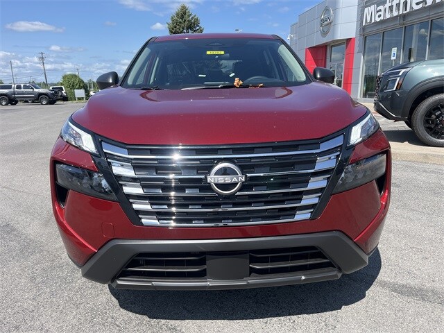 2026 Nissan Rogue S photo 2