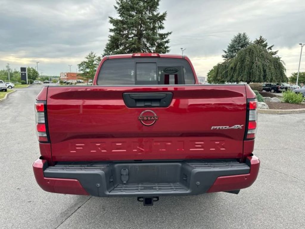 Used 2022 Nissan Frontier PRO-4X Truck Crew Cab