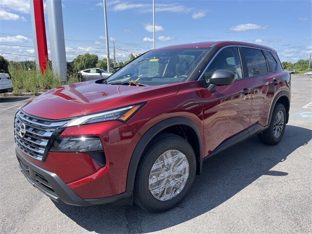 2026 Nissan Rogue S photo 3