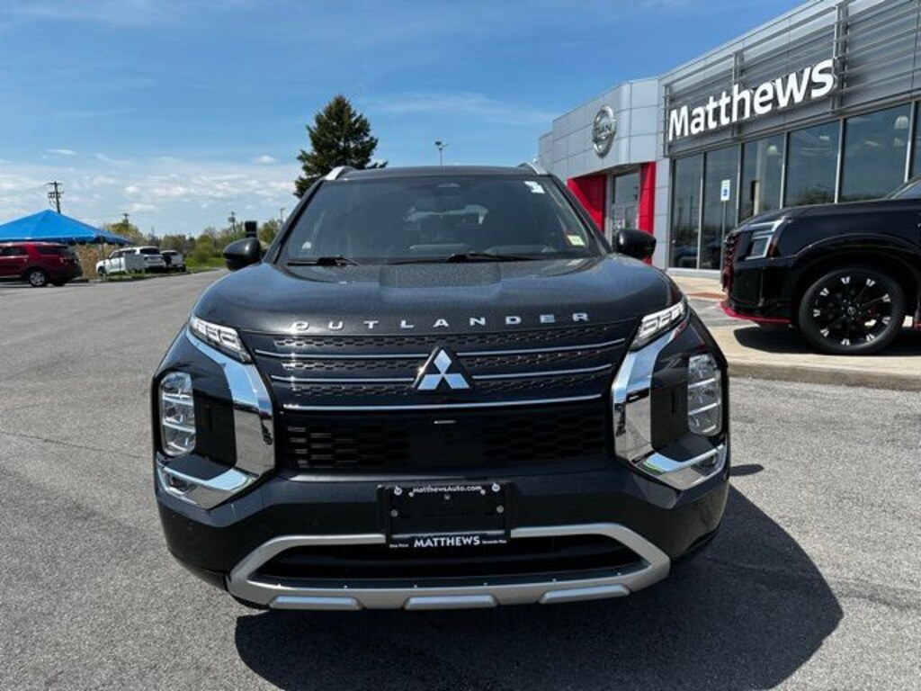 Used 2023 Mitsubishi Outlander SEL SUV
