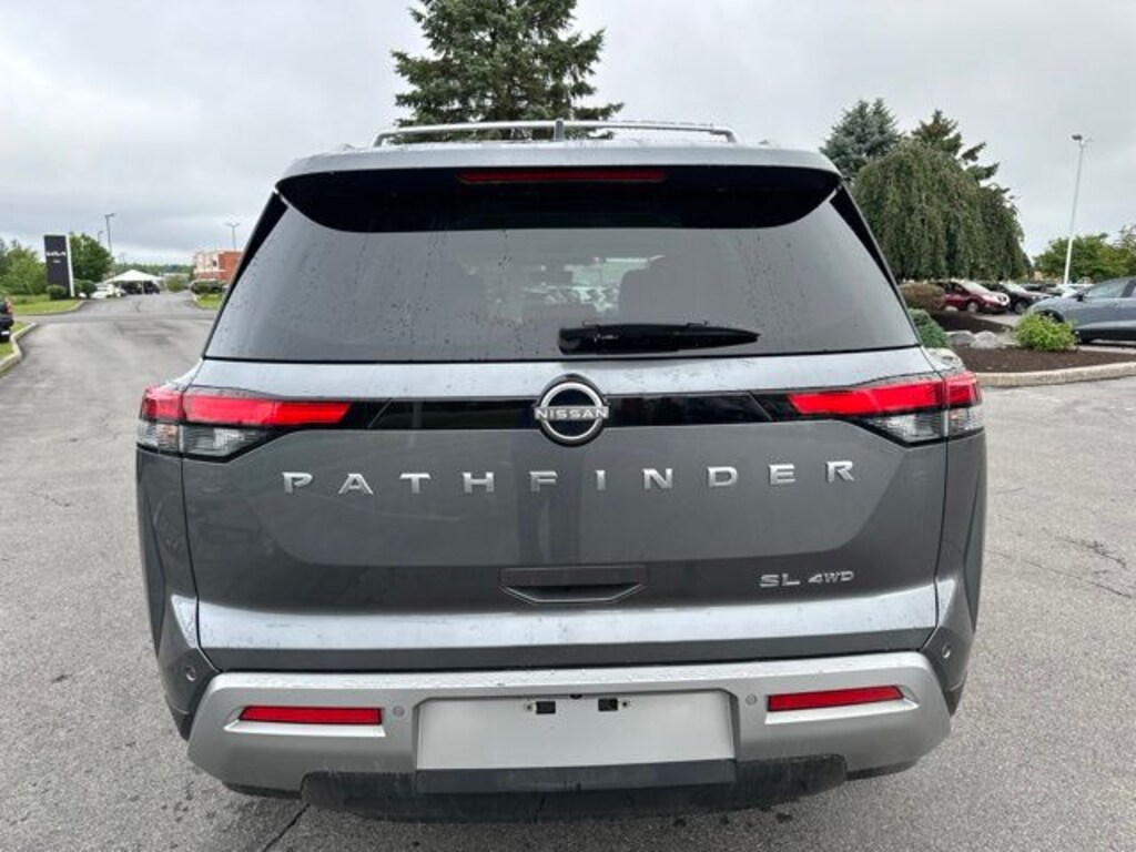 Certified 2024 Nissan Pathfinder SL SUV