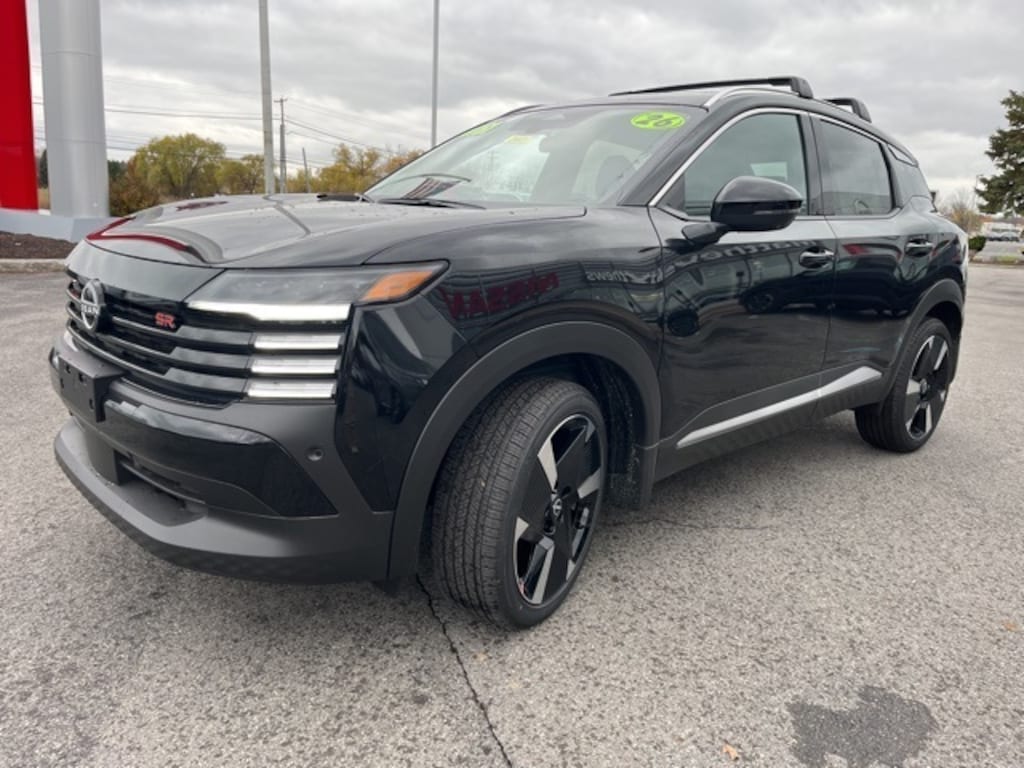 New 2026 Nissan Kicks SR SUV