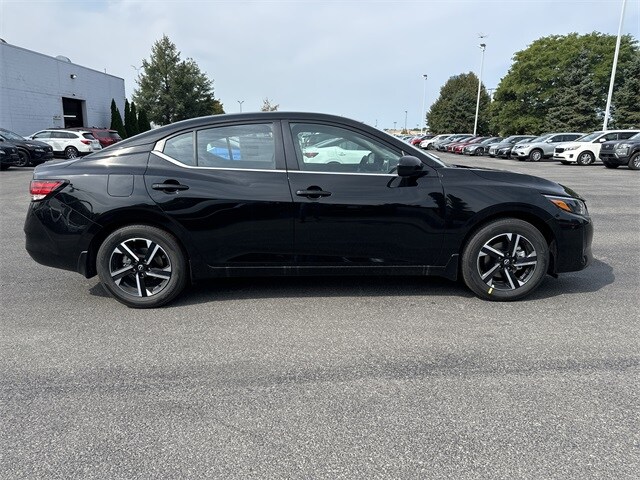 2025 Nissan Sentra SV photo 2