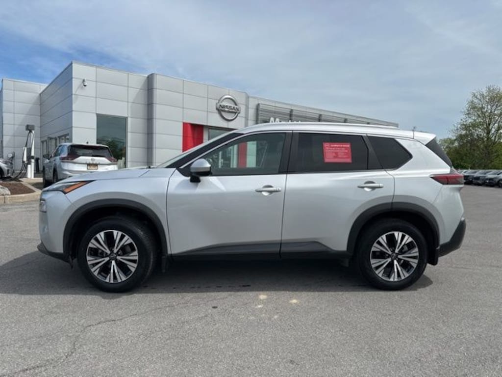 Used 2023 Nissan Rogue SV SUV