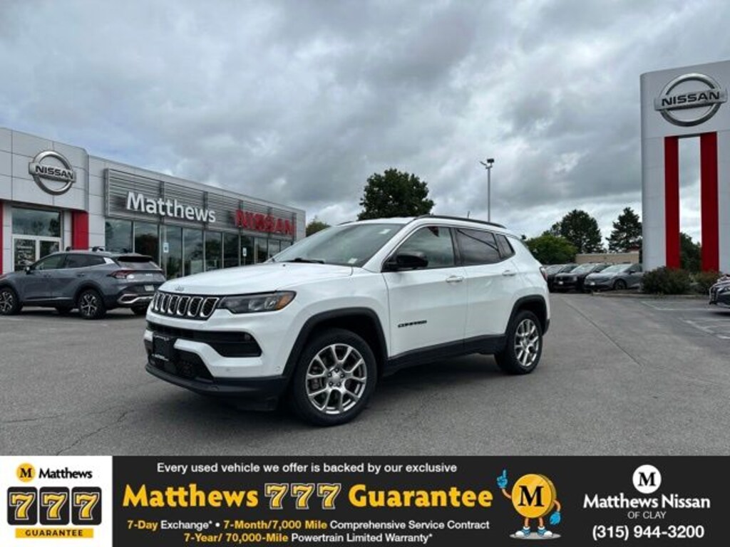 Used 2024 Jeep Compass Latitude Lux SUV