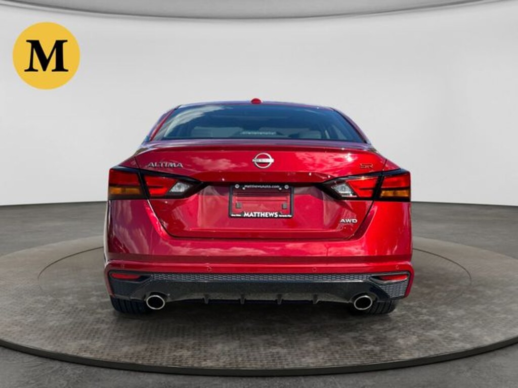 Certified 2024 Nissan