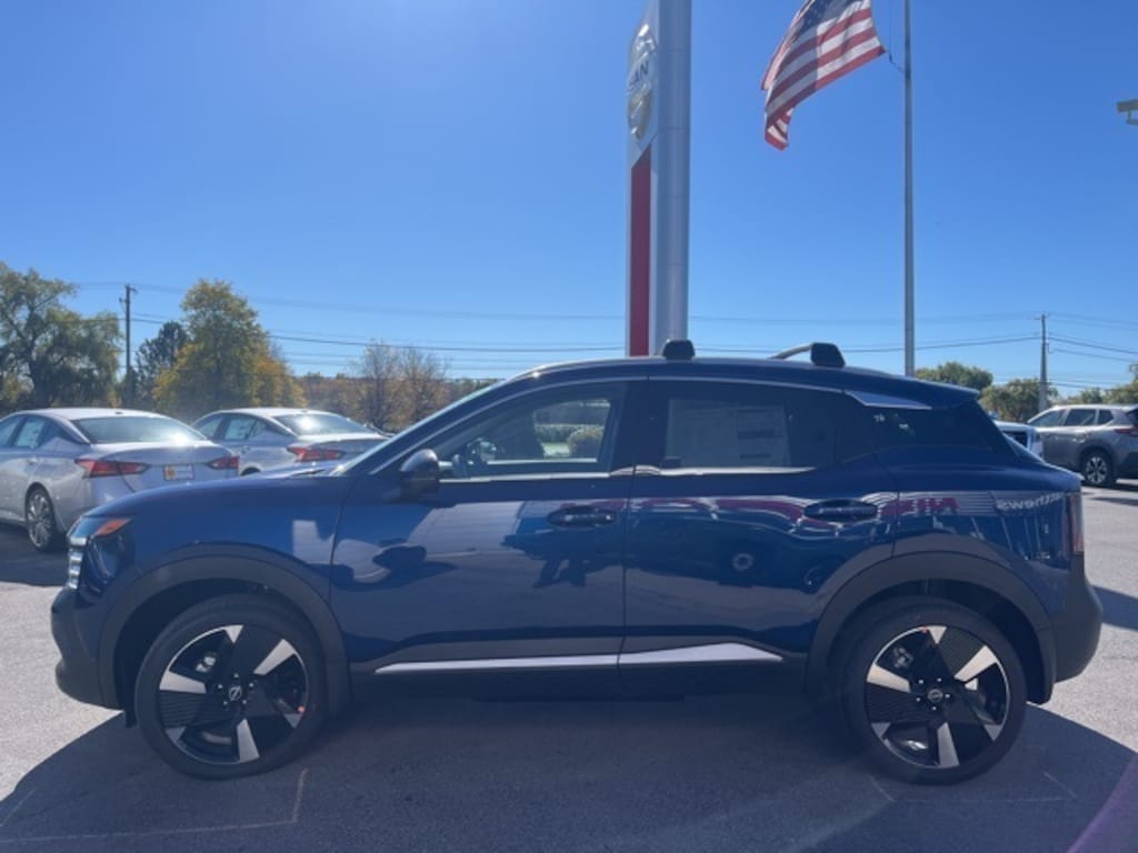 New 2026 Nissan Kicks SR SUV