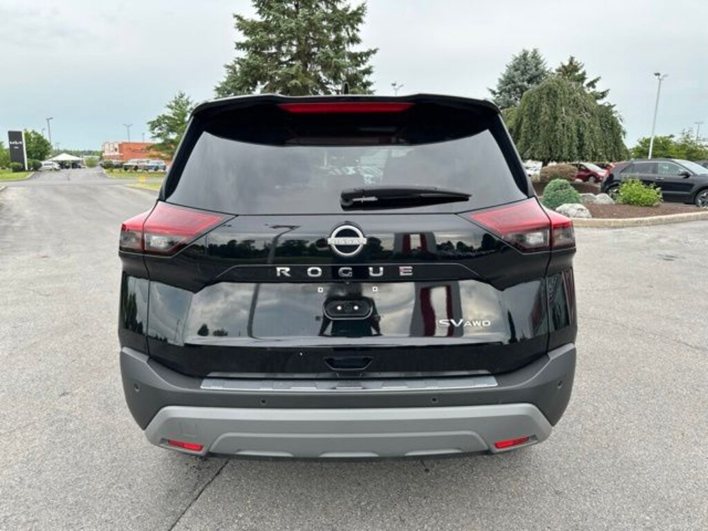 Used 2023 Nissan Rogue SV SUV