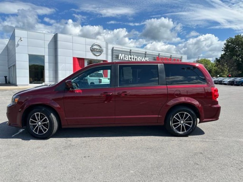 Used 2019 Dodge Grand Caravan SE Van Passenger Van
