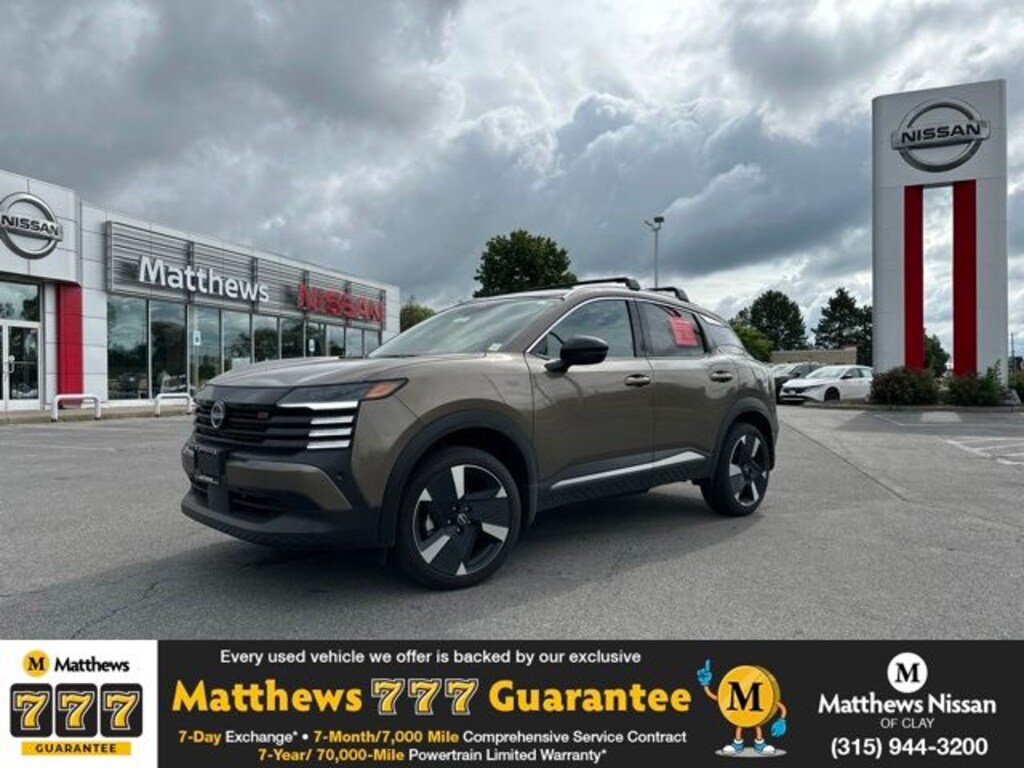 Used 2026 Nissan Kicks SR SUV