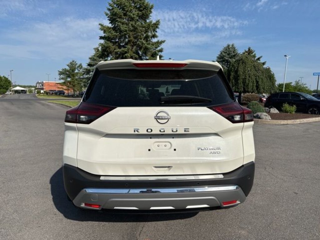 Used 2023 Nissan Rogue Platinum SUV