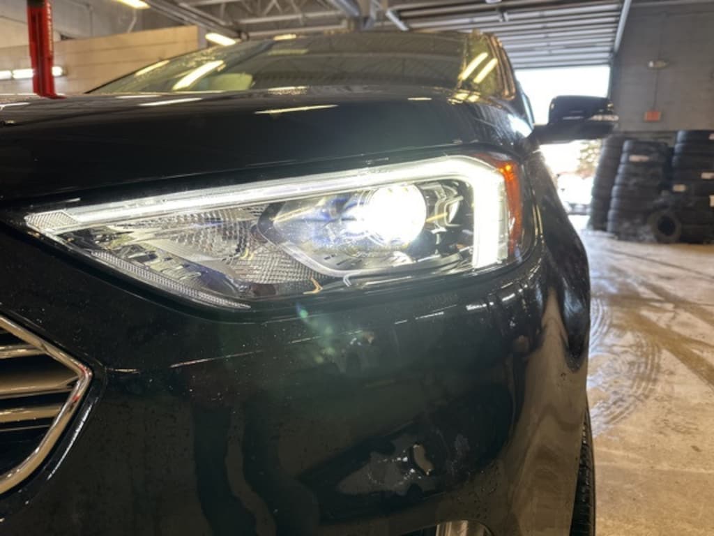 Used 2023 Ford Edge Titanium SUV