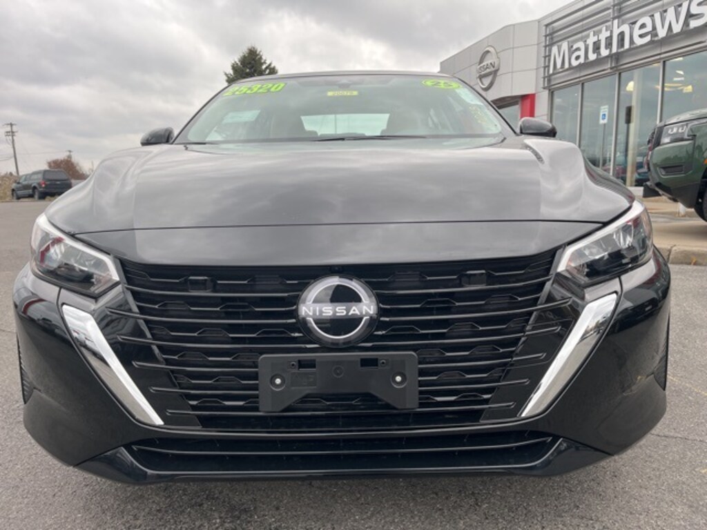 New 2025 Nissan Sentra SV Sedan