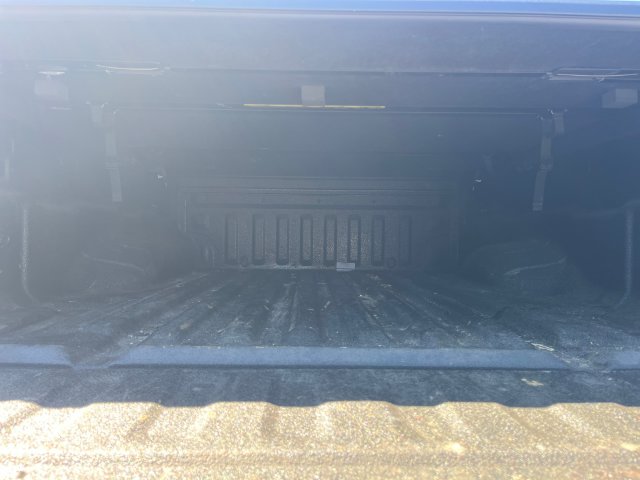Additional photo of vehicle.