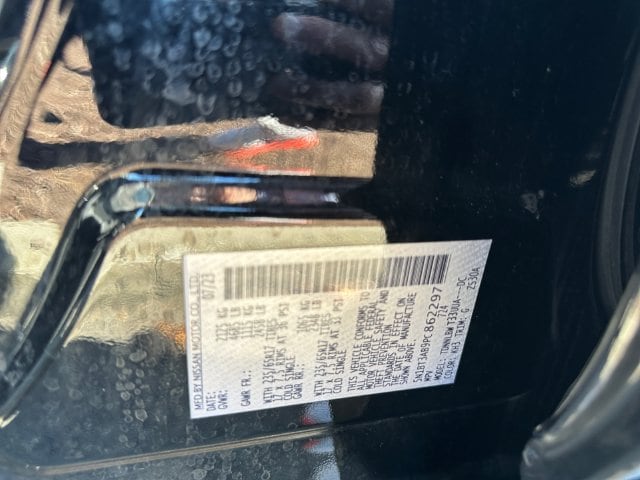 Additional photo of vehicle.