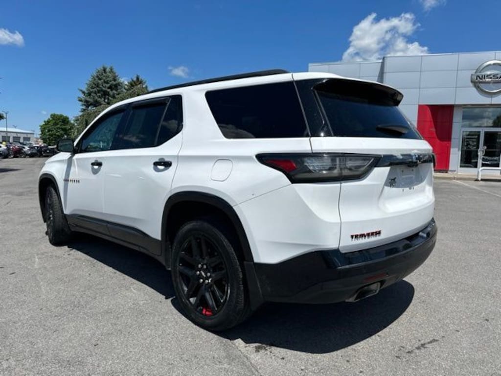 Used 2021 Chevrolet Traverse Premier SUV
