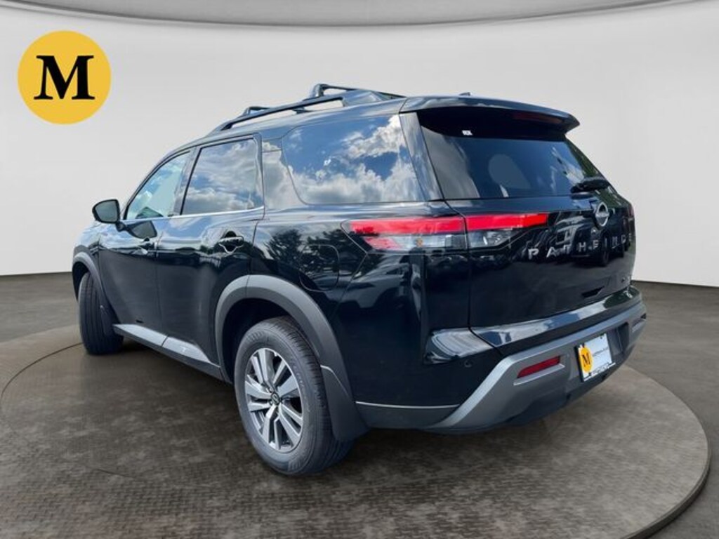 New 2026 Nissan Pathfinder SL SUV