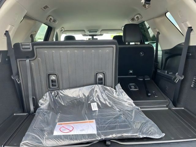 2026 Nissan Pathfinder SL - Photo 13