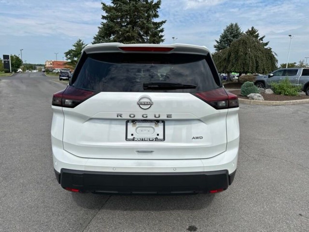Used 2025 Nissan Rogue S SUV