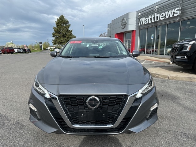 Certified 2022 Nissan Altima SV with VIN 1N4BL4DW5NN349323 for sale in Liverpool, NY