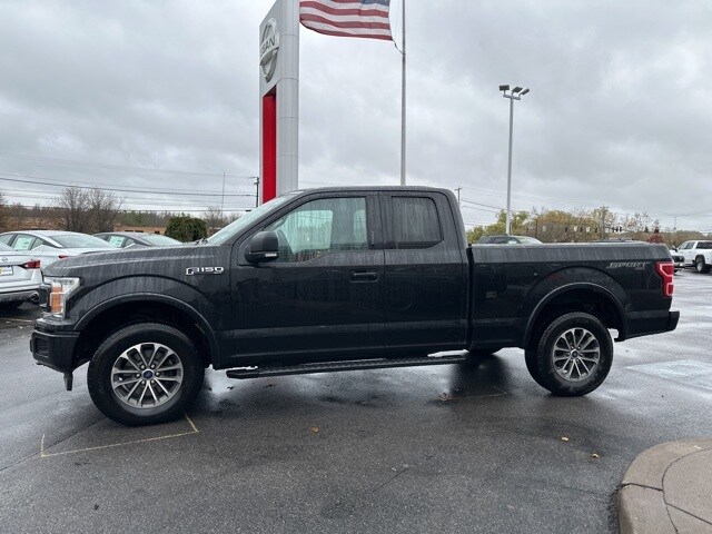 2020 Ford F-150 XLT photo 4