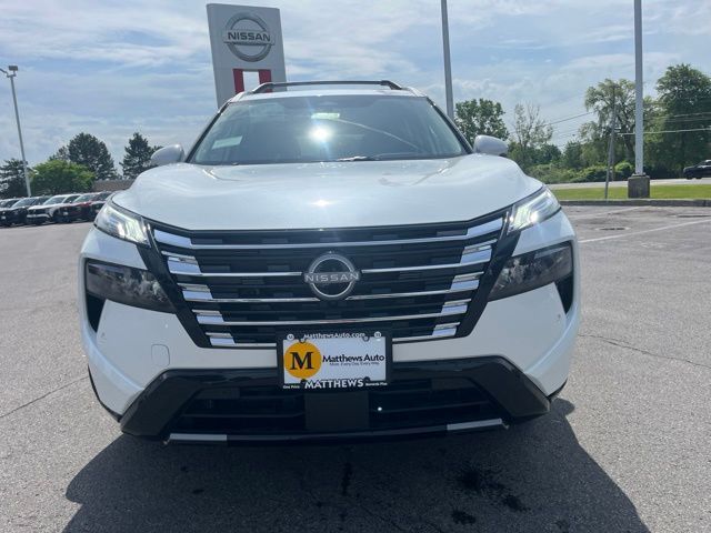 2026 Nissan Rogue Platinum - Photo 6