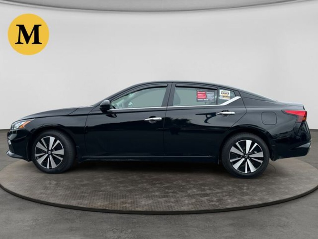 Used 2022 Nissan Altima 2.5 SV Sedan