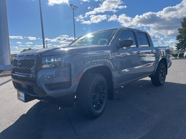 2026 Nissan Frontier SV photo 3