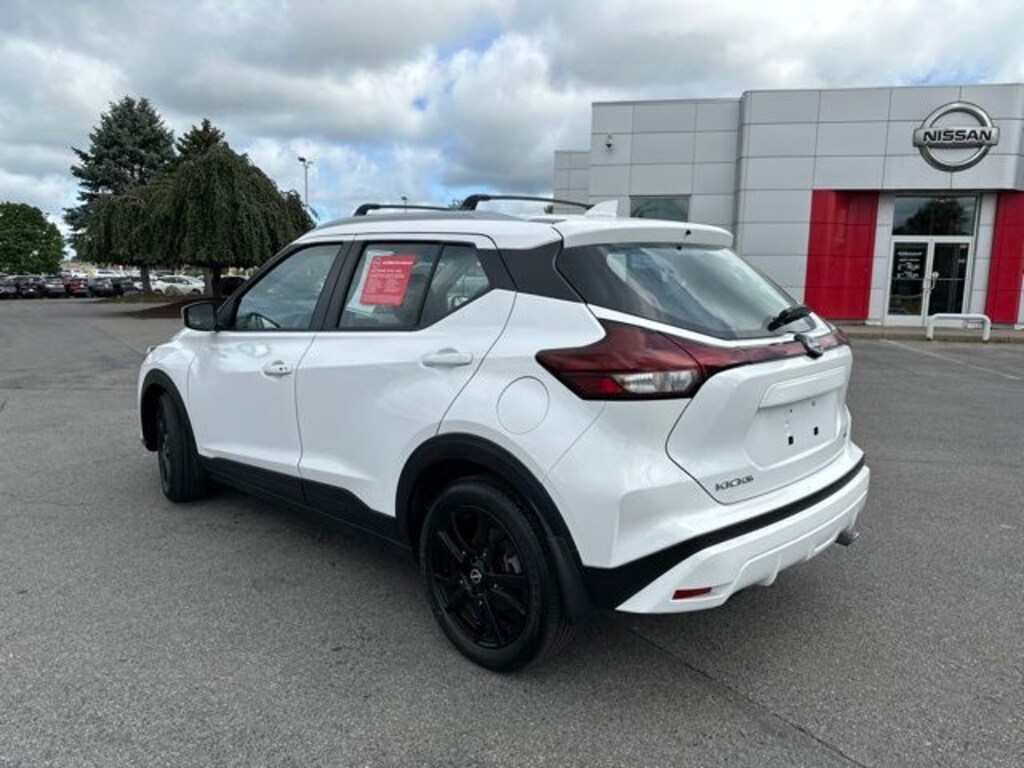 Used 2023 Nissan Kicks SV SUV