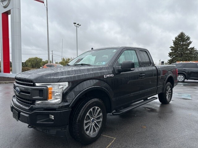 2020 Ford F-150 XLT photo 3