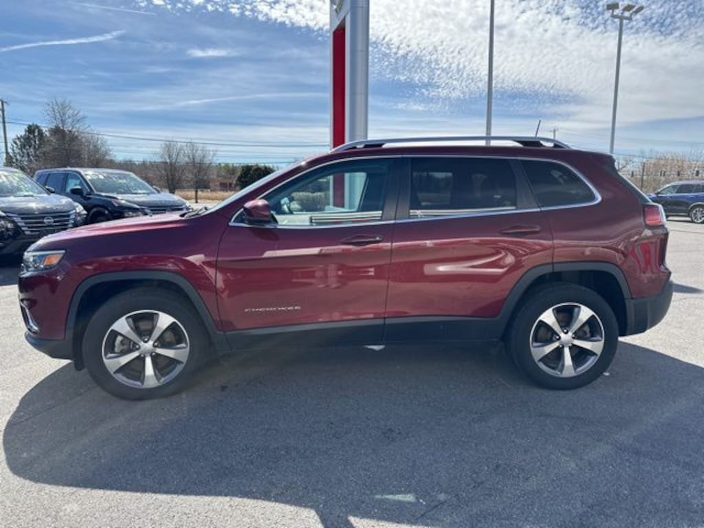 Used 2021 Jeep Cherokee Limited SUV