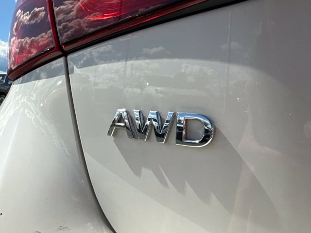 Used 2023 INFINITI Q50 LUXE Sedan