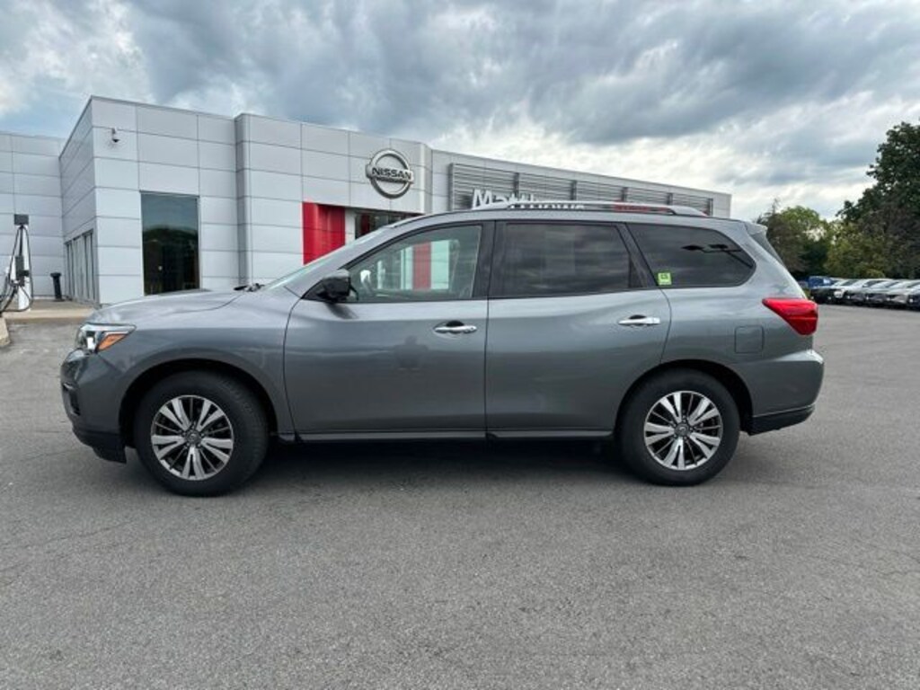 Used 2020 Nissan