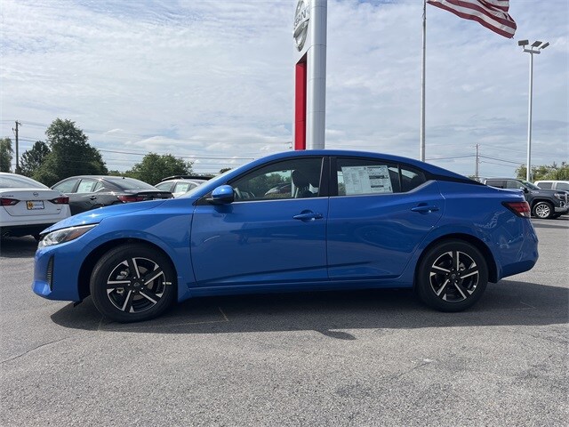 2025 Nissan Sentra SV photo 4