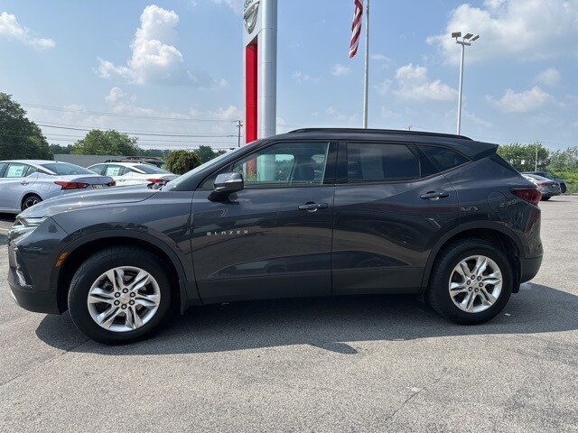 2021 Chevrolet Blazer 2LT photo 3