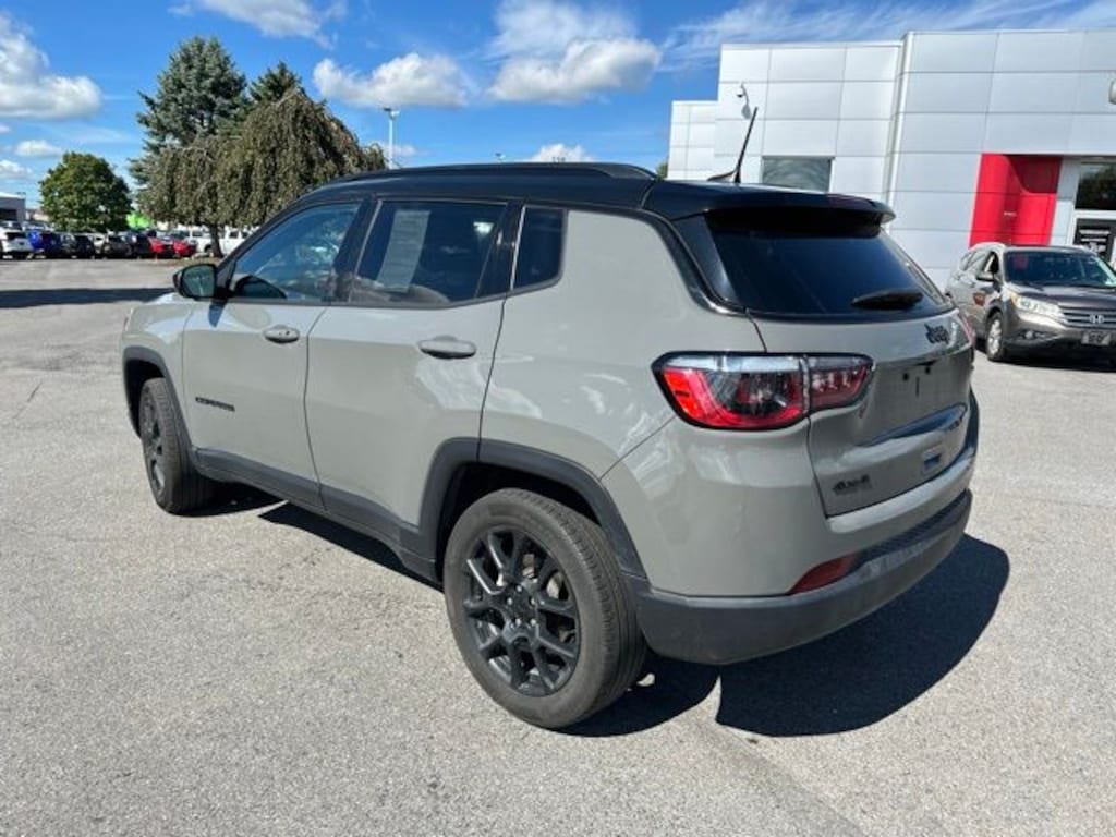 Used 2023 Jeep Compass Latitude SUV