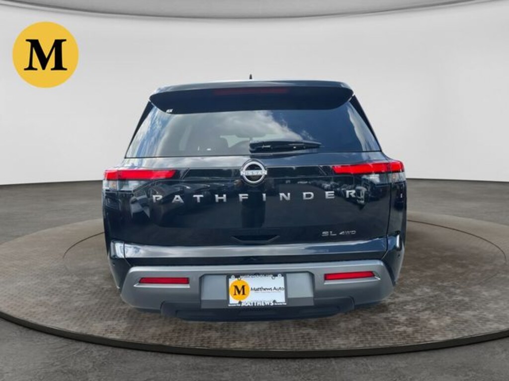 New 2026 Nissan Pathfinder SL SUV