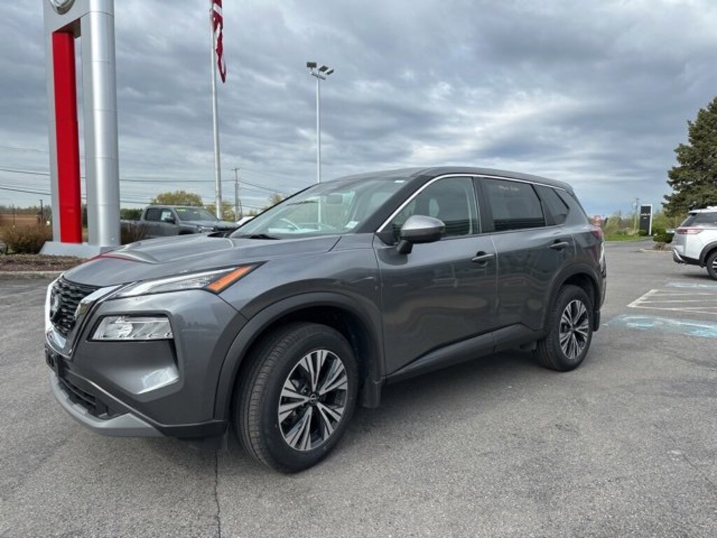 Used 2022 Nissan Rogue SV SUV