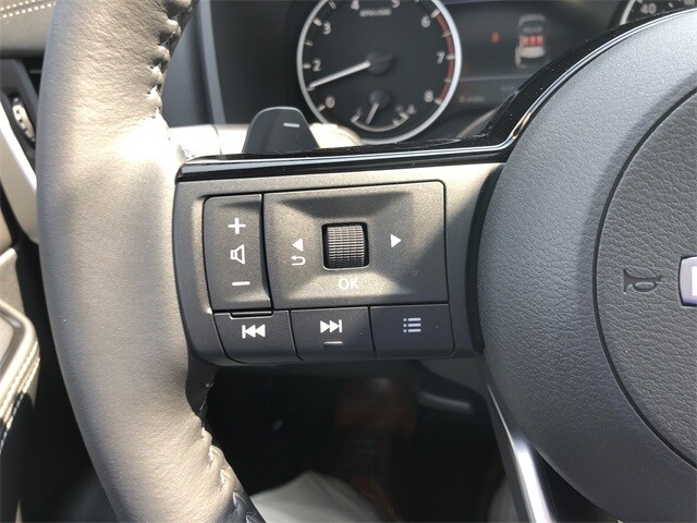 2023 Nissan Rogue SV - Photo 14