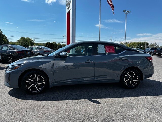 2024 Nissan Sentra SV photo 4