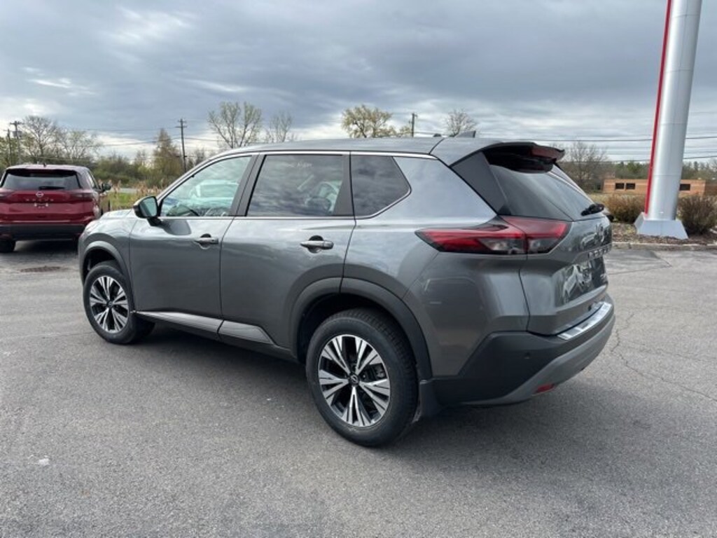 Used 2022 Nissan Rogue SV SUV