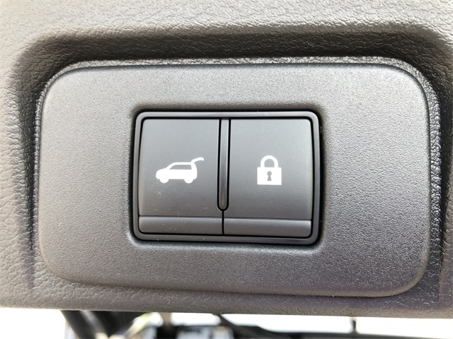 2023 Nissan Rogue SV - Photo 22